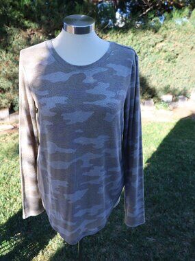 Camo Oversized Pullover Tee